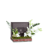 ⁦Self-Care Spa Gift Box with Flowers⁩ - الصورة ⁦3⁩